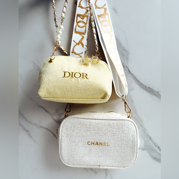 Dior Beaute VIP pouch as crossbody - Picture 2 of 13